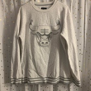 White Bulls pullover